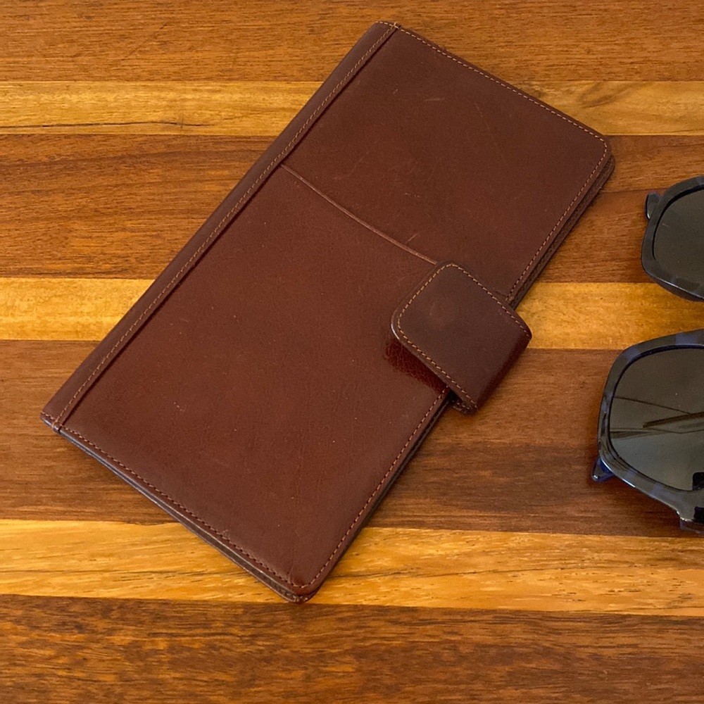 Travel wallet brown leather